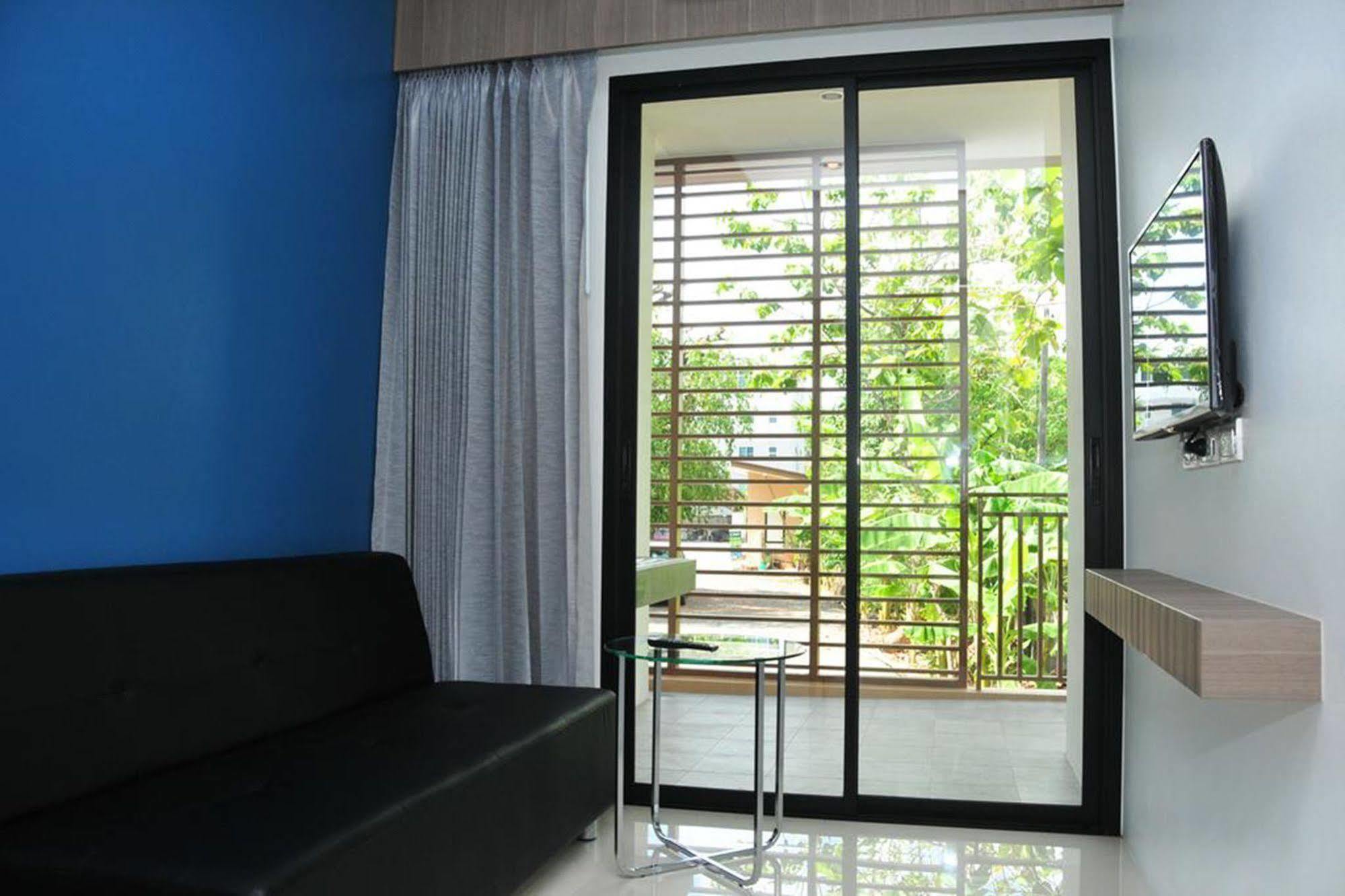 Dusit Naka Place Phuket Buitenkant foto