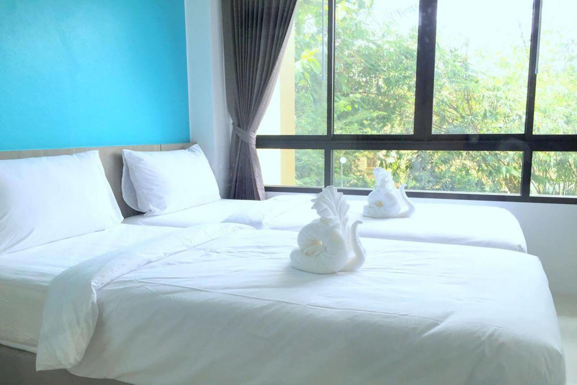 Dusit Naka Place Phuket Buitenkant foto
