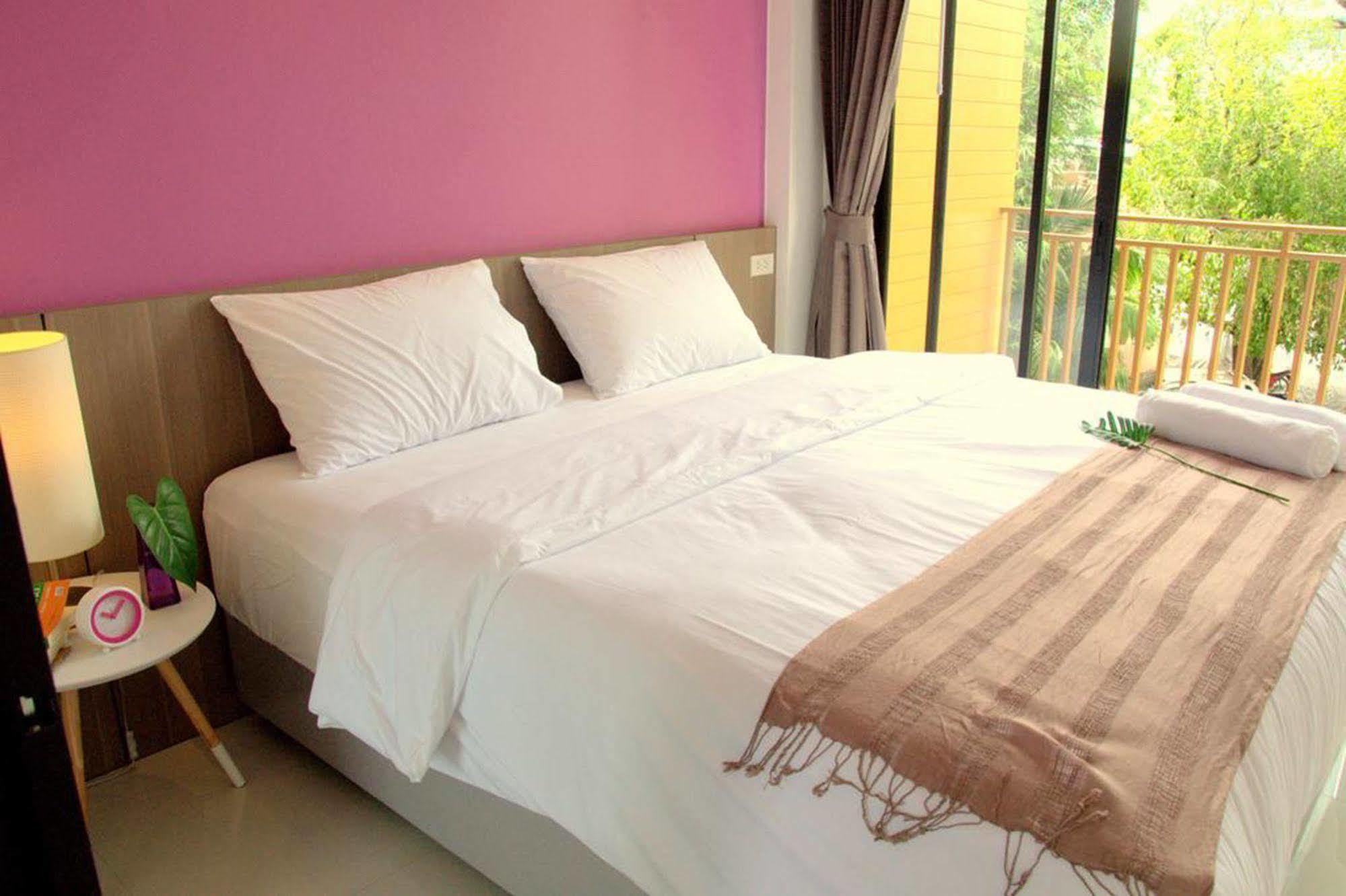 Dusit Naka Place Phuket Buitenkant foto
