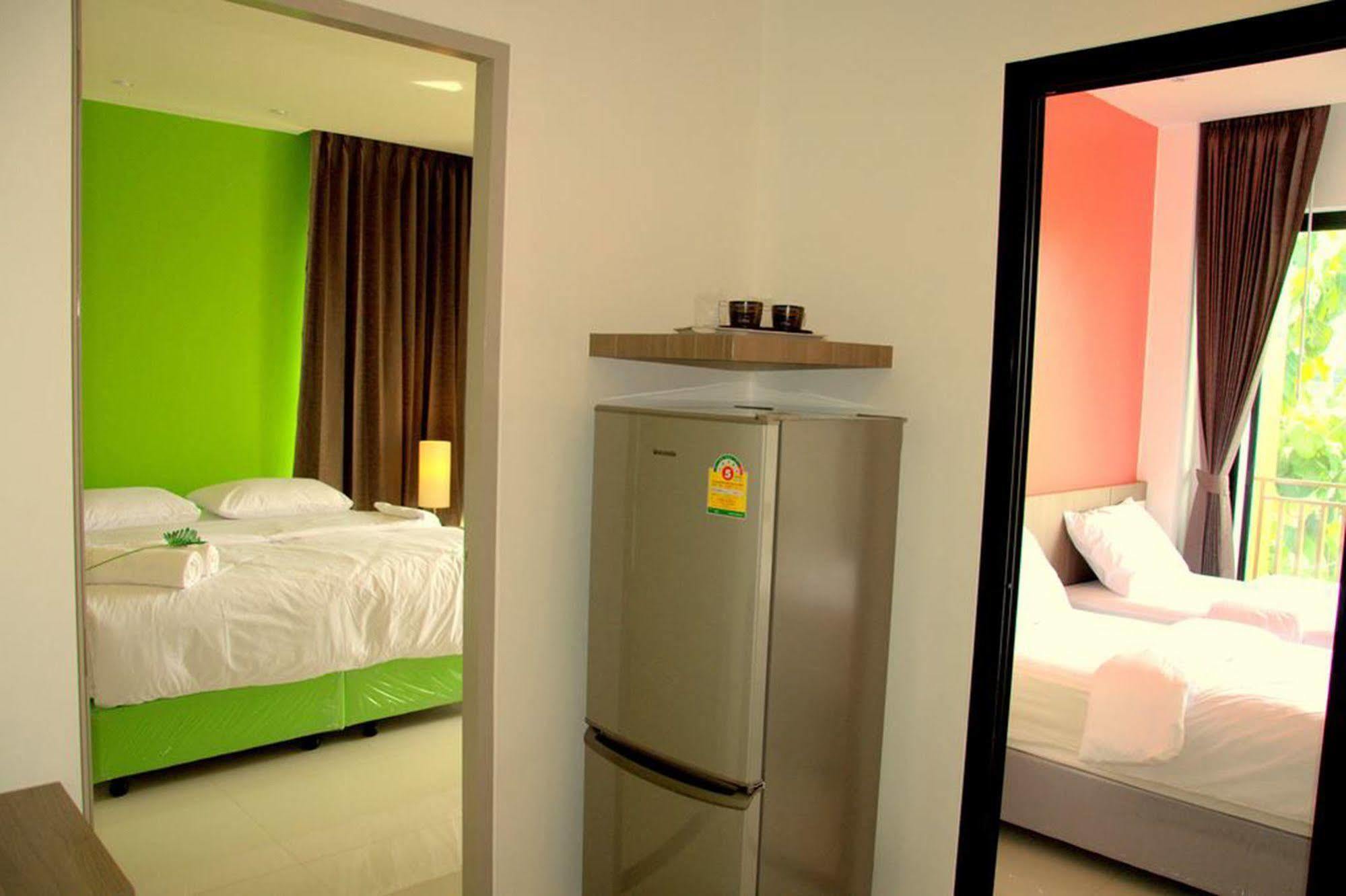 Dusit Naka Place Phuket Buitenkant foto